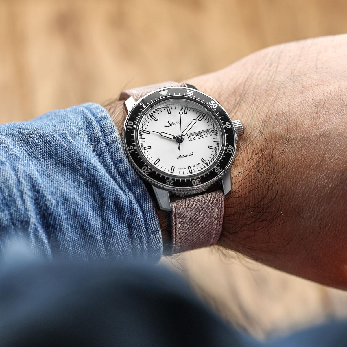 Arbour Handgenähte Denim-Design Echtes Leder Uhrenarmband - Quartz Rosa