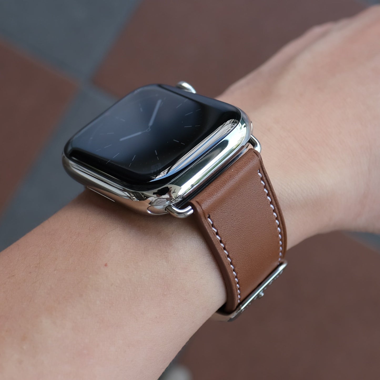 Bande en cuir de luxe pour Apple Watch - Élégance intemporelle en brun tan