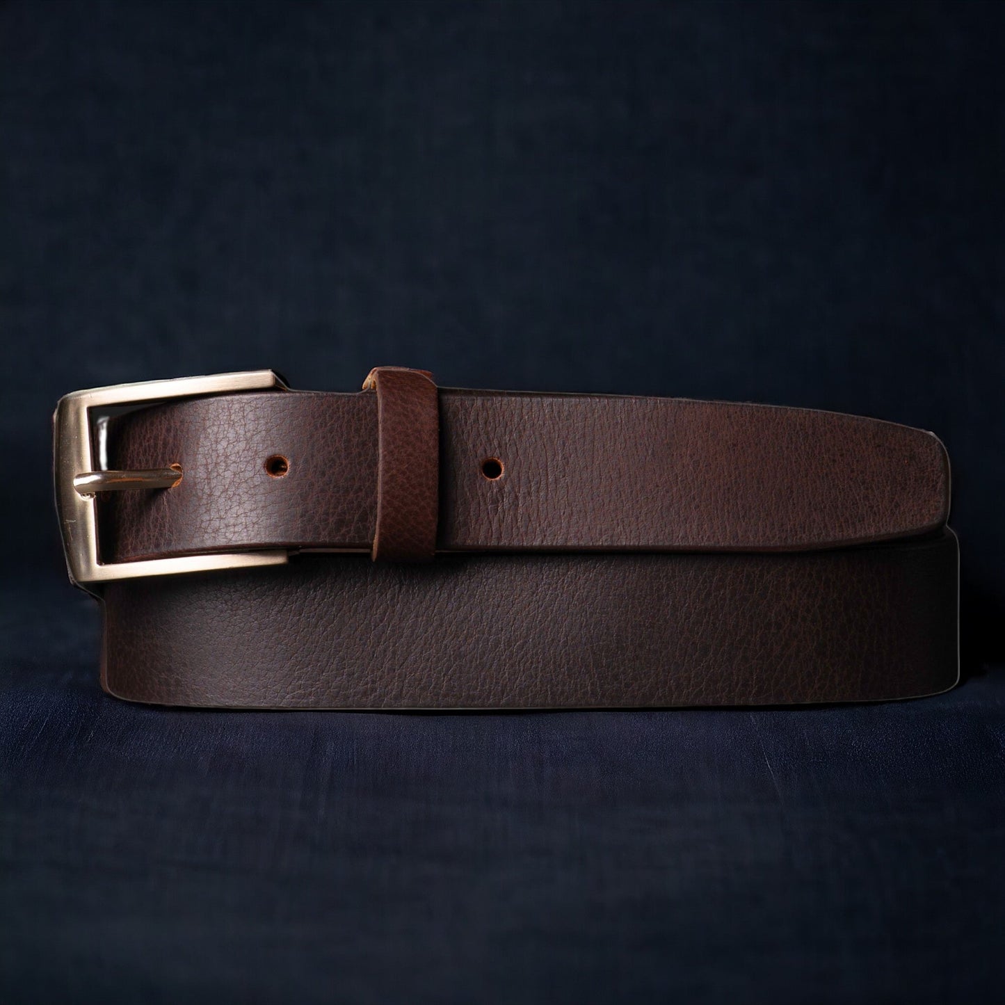 The Crest Belt - Slim Black 100% Full-Grain Leather Belt