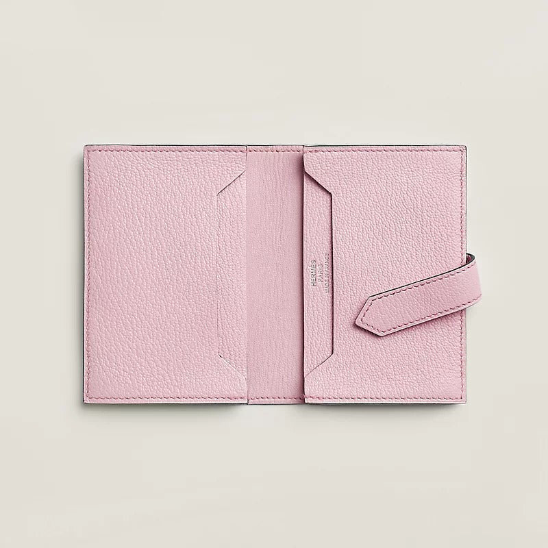 Bearn card holder